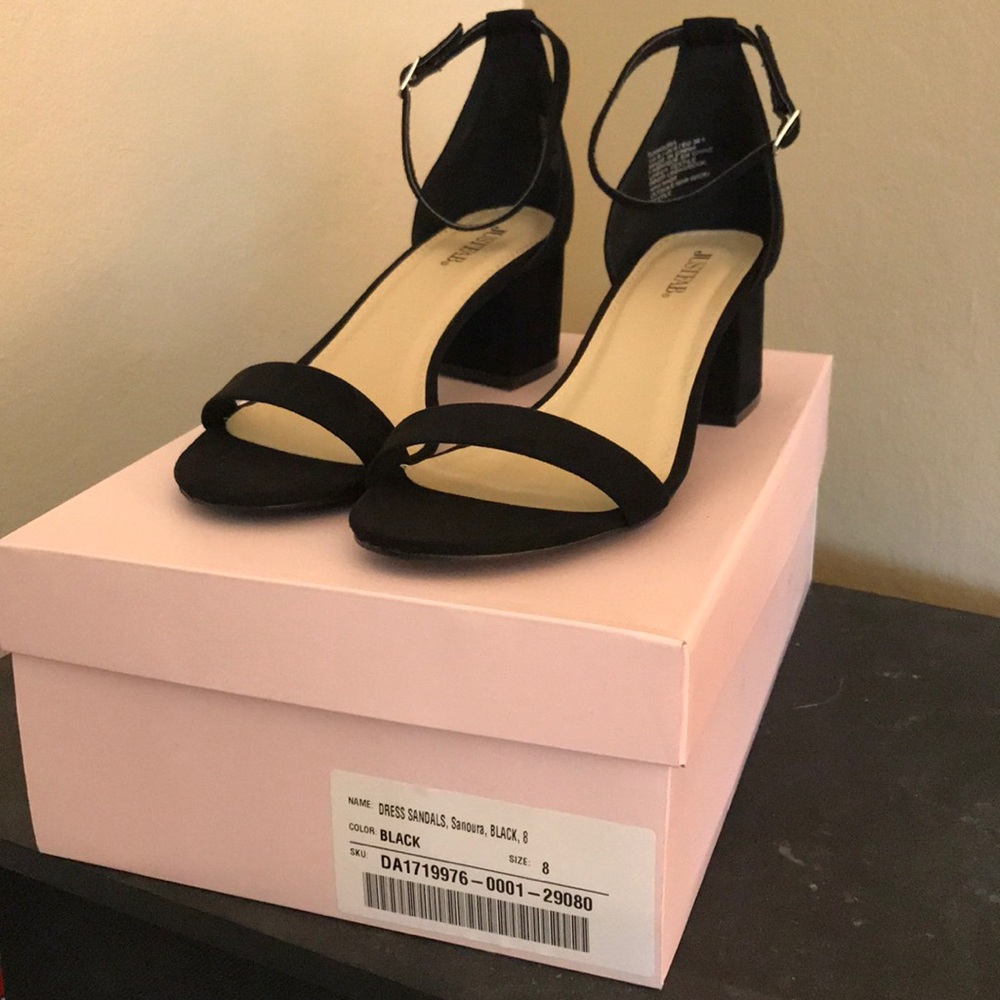 Black short heeled sandals